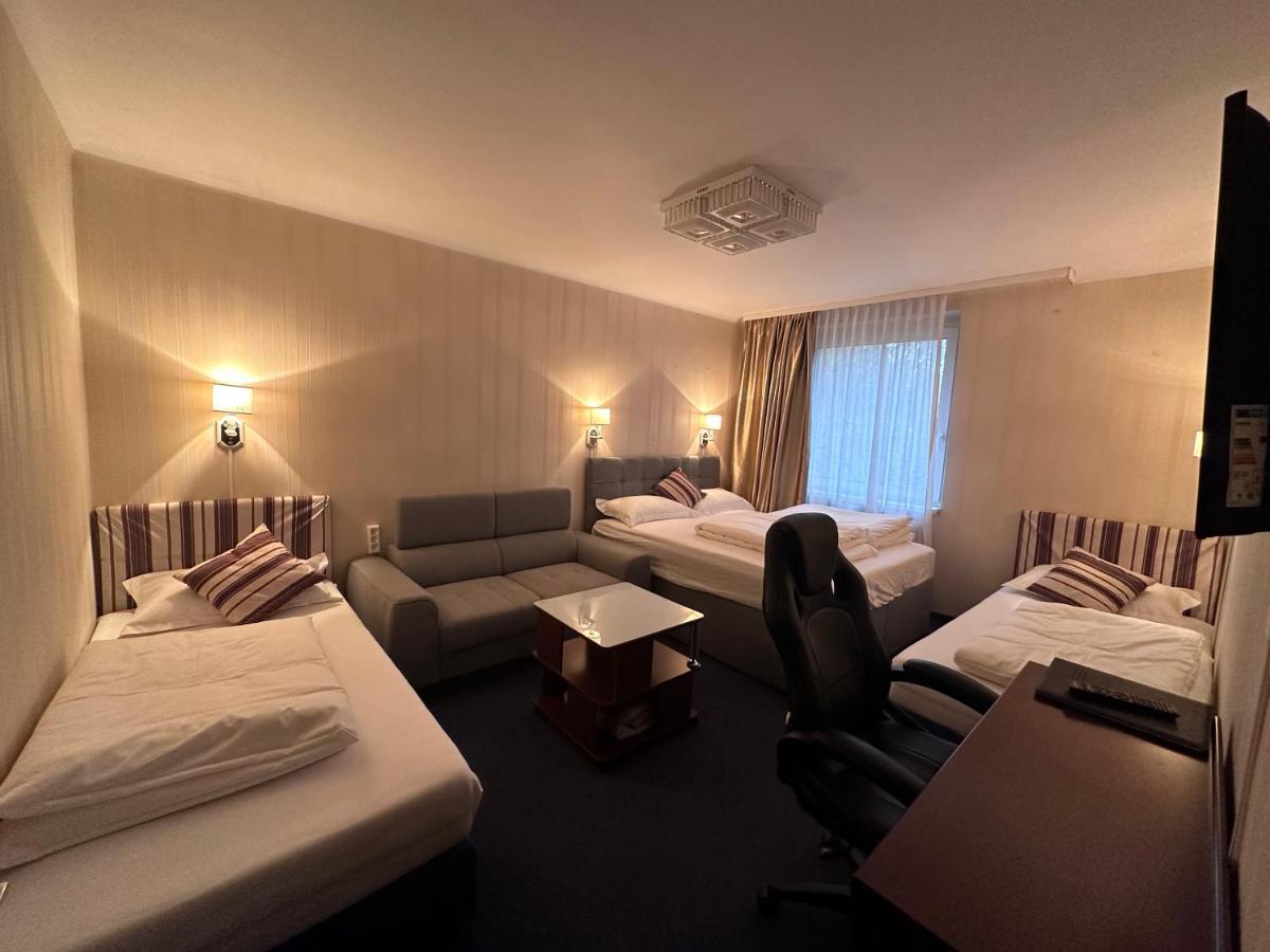 Hotel Austria Gablitz Buitenkant foto
