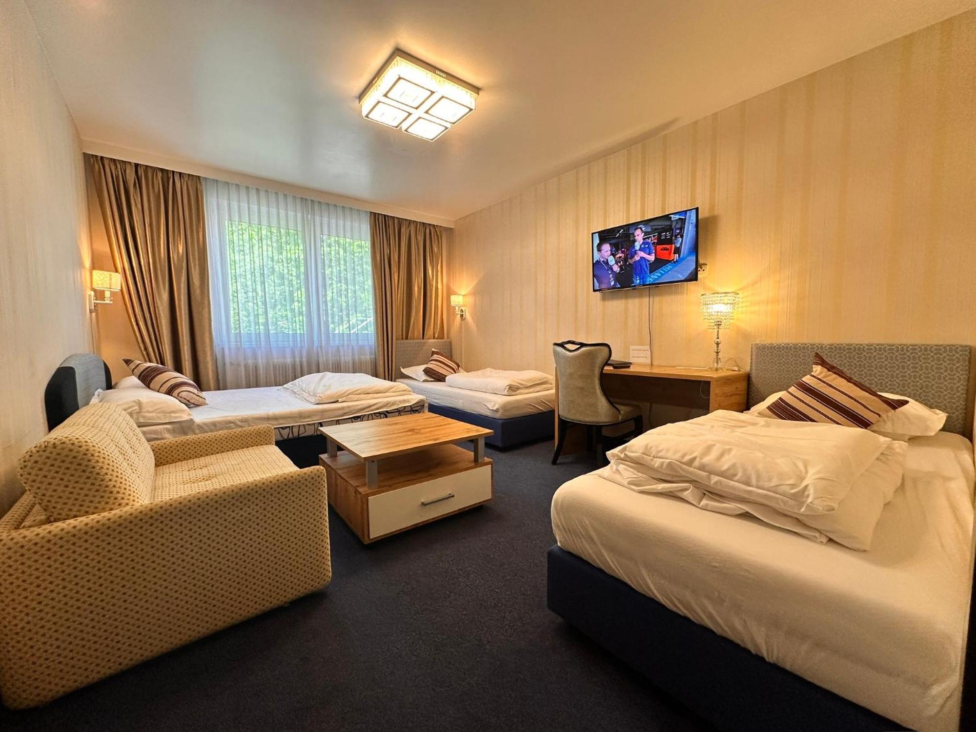 Hotel Austria Gablitz Buitenkant foto